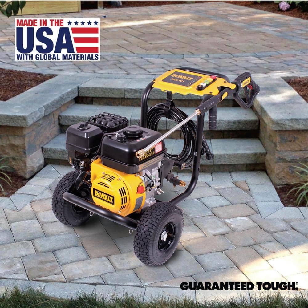 DEWALT 3500 PSI 2.5 GPM Gas Pressure Washer with Surface Cleaner, Heavy-Duty Commercial Cold Water Power Washer DXPW61249S