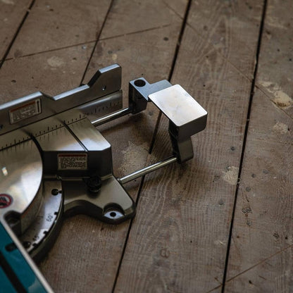 Makita 40V max XGT Brushless Cordless 8-1/2 in. Dual-Bevel Sliding Compound Miter Saw Kit, AWS Capable (4.0Ah) GSL02M1