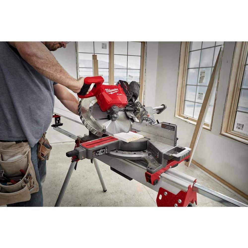 Milwaukee M18 FUEL 18V Lithium-Ion Brushless Cordless 12 in. Dual Bevel Sliding Compound Miter Saw Kit with One 12.0Ah Battery 2739-21HD